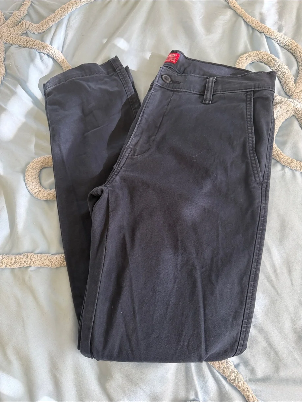 Levi's Navy XX Chino Pants Standard Taper. EUC. W31 L32